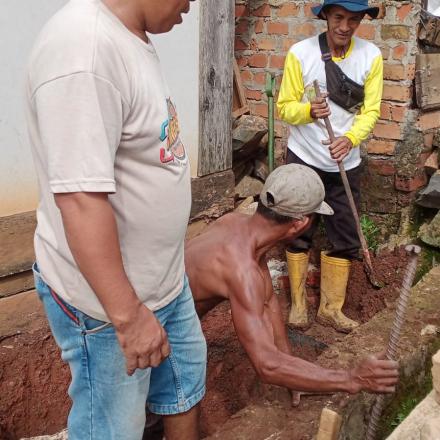 Pelebaran Siring rumah warga Dusun 1